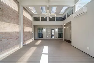5426 John Dreaper Dr, Houston, TX 77056 - Photo 28