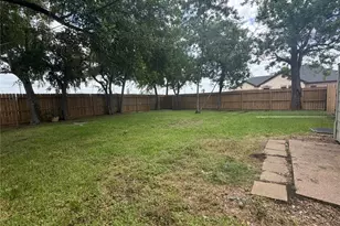 1319 Bernard St, Pasadena, TX 77506 - Photo 14