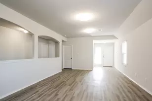 8718 Livings St, Houston, TX 77028 - Photo 8