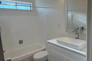 11515 W Bellfort Ave, Houston, TX 77099 - Photo 8