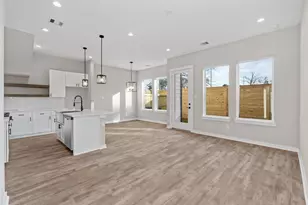 5925 Wheatley Ln, Houston, TX 77091 - Photo 8