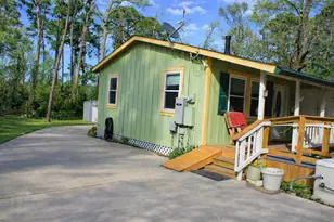 204 Lakeview Dr, Onalaska, TX 77360 - Photo 34