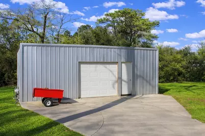 204 Lakeview Drive, Onalaska, TX 77360 - Photo 10