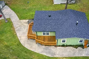 204 Lakeview Dr, Onalaska, TX 77360 - Photo 6