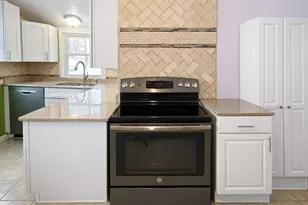 204 Lakeview Dr, Onalaska, TX 77360 - Photo 16