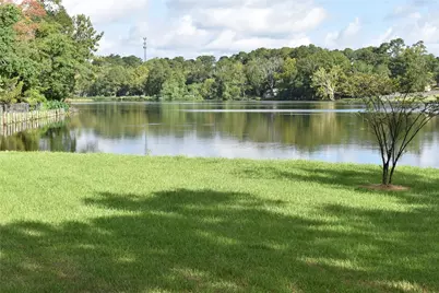 302 Arrowhead Drive, Conroe, TX 77316 - Photo 12
