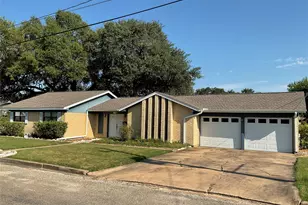 104 Hessler Dr, Hallettsville, TX 77964 - Photo 2