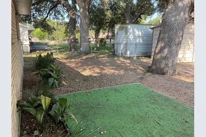 104 Hessler Drive, Hallettsville, TX 77964 - Photo 34