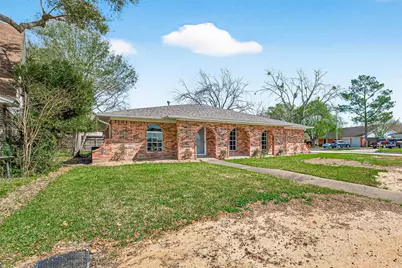 1802 Terrence Drive, Stafford, TX 77477 - Photo 2