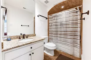 7615 Pine Ridge Terrace Rd, Houston, TX 77081 - Photo 28