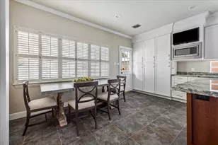 2907 Robinhood St, West University Place, TX 77005 - Photo 10