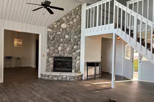 146 Amelia Ln, Livingston, TX 77351 - Photo 8
