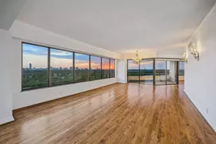101 Westcott St, Houston, TX 77007 - Photo 2