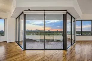 101 Westcott St, Houston, TX 77007 - Photo 4
