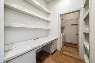 1901 Post Oak Blvd, Houston, TX 77056 - Photo 16