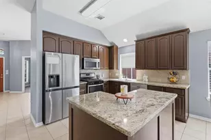 11207 Timbertree Ln, Houston, TX 77070 - Photo 8