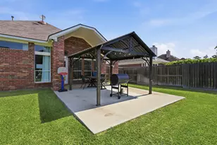 11207 Timbertree Ln, Houston, TX 77070 - Photo 20