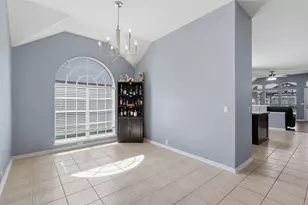 11207 Timbertree Ln, Houston, TX 77070 - Photo 4