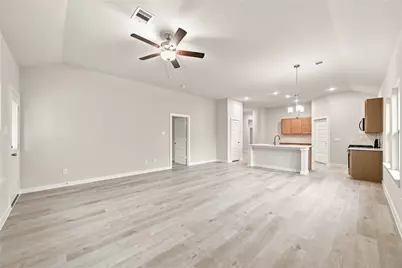 605 Burkett Street, Dayton, TX 77535 - Photo 4