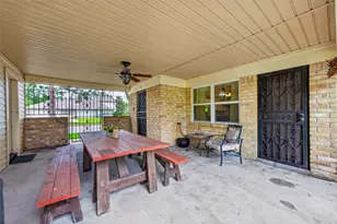 7911 Pine Green Ln, Humble, TX 77346 - Photo 36