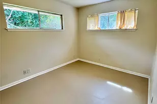 441 County Rd 219, Angleton, TX 77515 - Photo 10