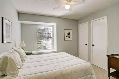 12 Fairmeade Bend Drive, The Woodlands, TX 77381 - Photo 16
