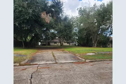 7709 Navasota Street, Houston, TX 77016 - Photo 4