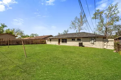 4115 Trail Lake Drive, Houston, TX 77045 - Photo 32