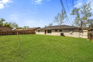 4115 Trail Lake Dr, Houston, TX 77045 - Photo 32