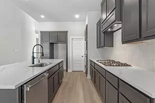 7066 N Lake Clopton Dr, Montgomery, TX 77316 - Photo 4