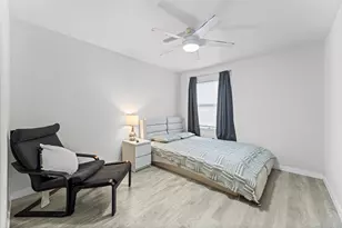 8103 Mobud Dr, Houston, TX 77036 - Photo 14