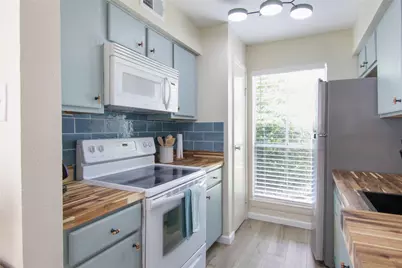 3506 Cove View Boulevard #1311, Galveston, TX 77554 - Photo 10