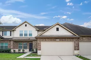 12422 Roy Mix Bohn Lane, Houston, TX 77044 - Photo 2