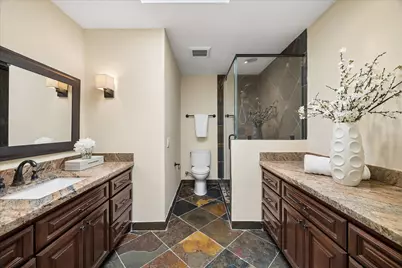 115 Litchfield Lane, Houston, TX 77024 - Photo 18