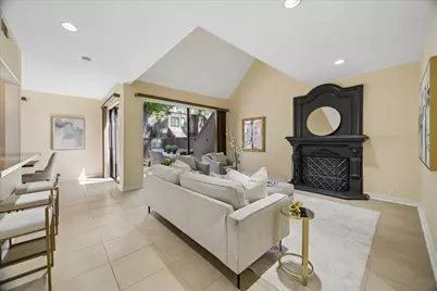 115 Litchfield Lane, Houston, TX 77024 - Photo 1