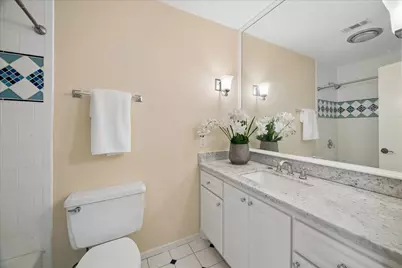 115 Litchfield Lane, Houston, TX 77024 - Photo 22