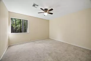 115 Litchfield Ln, Houston, TX 77024 - Photo 20
