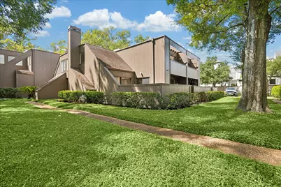 115 Litchfield Lane, Houston, TX 77024 - Photo 2
