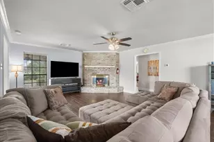 13816 Carolyn St, Santa Fe, TX 77517 - Photo 4