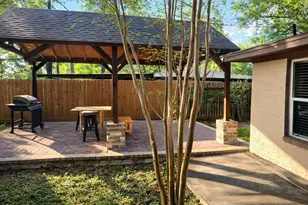 134 Linnwood Dr, Woodbranch, TX 77357 - Photo 2