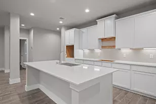 2116 Golden Spruce Ct, Conroe, TX 77301 - Photo 4