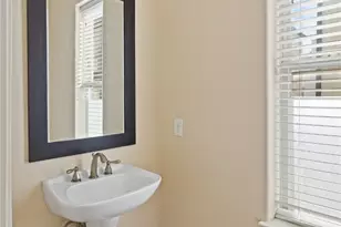 2056 Fannin Station N, Houston, TX 77045 - Photo 20