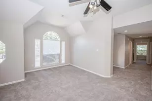 11527 Earley Forest Ln, Houston, TX 77043 - Photo 22