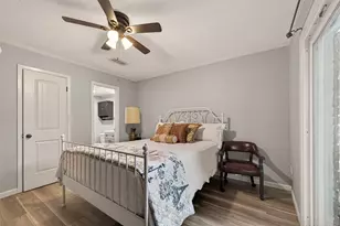3834 Laura Leigh Dr, Friendswood, TX 77546 - Photo 14