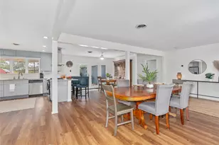 206 Texas Ave, League City, TX 77573 - Photo 4