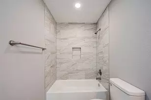 1623 Cherry Ridge Dr, Houston, TX 77077 - Photo 38