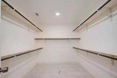 1623 Cherry Ridge Drive, Houston, TX 77077 - Photo 32