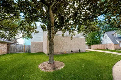 1623 Cherry Ridge Drive, Houston, TX 77077 - Photo 48