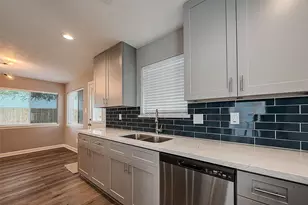 1623 Cherry Ridge Dr, Houston, TX 77077 - Photo 6