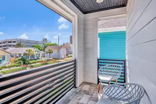 2401 33rd St, Galveston, TX 77550 - Photo 40